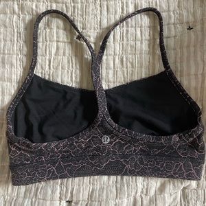 Lululemon Flow Y Nulu bra